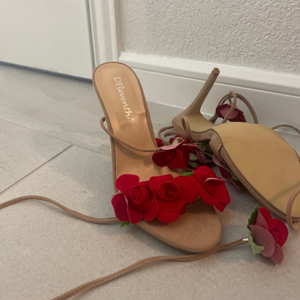 Deleventh Red flower strap up stilettos size 39 worn once